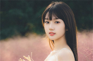 上海品茶工作室：Title： Exploring Shanghai's Back Garden Forest Labyrinth